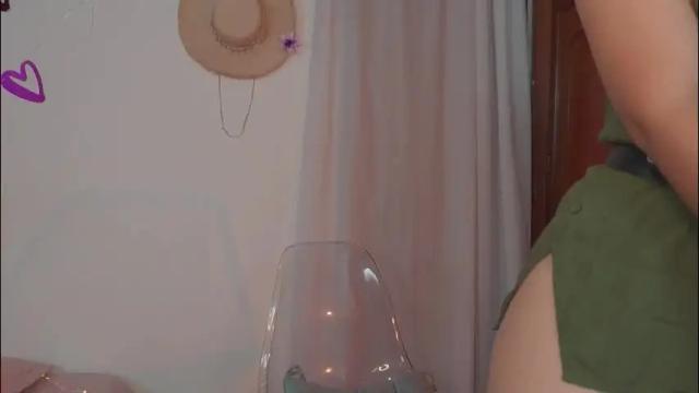 Image 8 of tamyeliot Stream on Chaturbate on 1 month ago