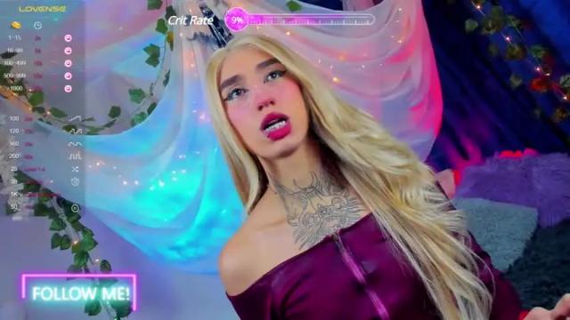 Image 3 of tania_foxxx_ Stream on Chaturbate on 19 months ago