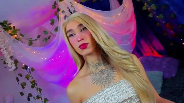 Image 3 of tania_foxxx_ Stream on Chaturbate on 19 months ago