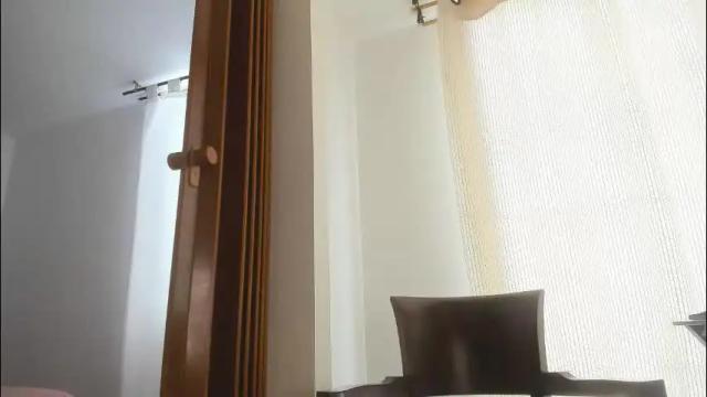 Image 2 of taniabonnet_ Stream on Chaturbate on 1 month ago