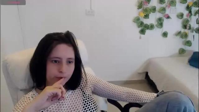 Image 4 of taniadevil_69 Stream on Chaturbate on 1 month ago