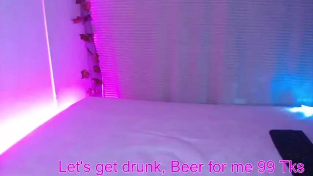 Image 7 of taniaxlove1 Stream on Chaturbate on 18 months ago
