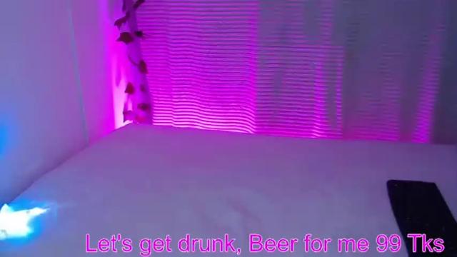 Image 12 of taniaxlove1 Stream on Chaturbate on 18 months ago