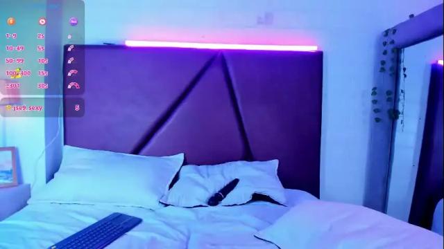 Image 12 of taniia_miiller_ Stream on Chaturbate on 11 days ago
