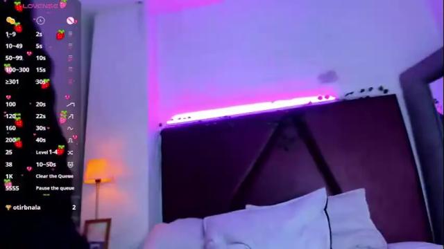 Image 11 of taniia_miiller_ Stream on Chaturbate on 1 month ago