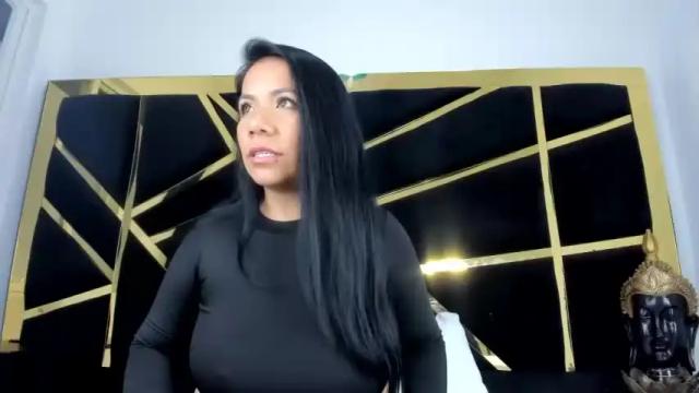 Image 8 of tanniaduran Stream on Chaturbate on 14 months ago