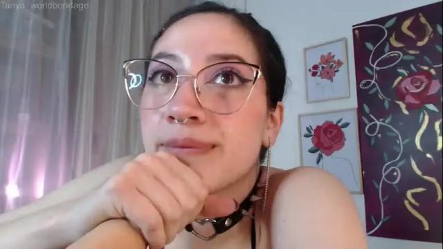 Image 4 of tanya_worldbondage Stream on Chaturbate on 27 days ago