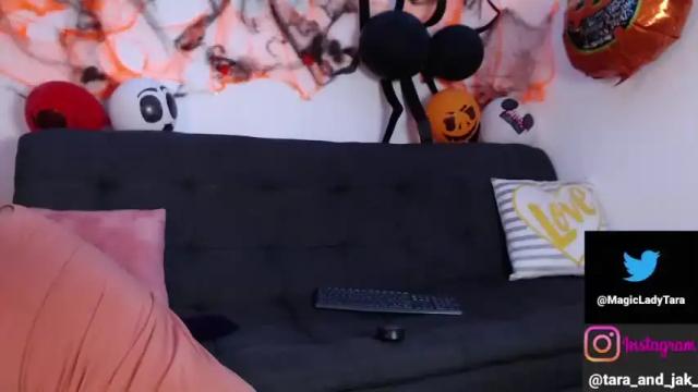 Image 11 of tara_and_jak Stream on Chaturbate on 21 months ago