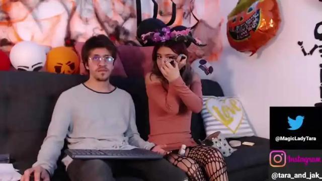 Image 3 of tara_and_jak Stream on Chaturbate on 21 months ago