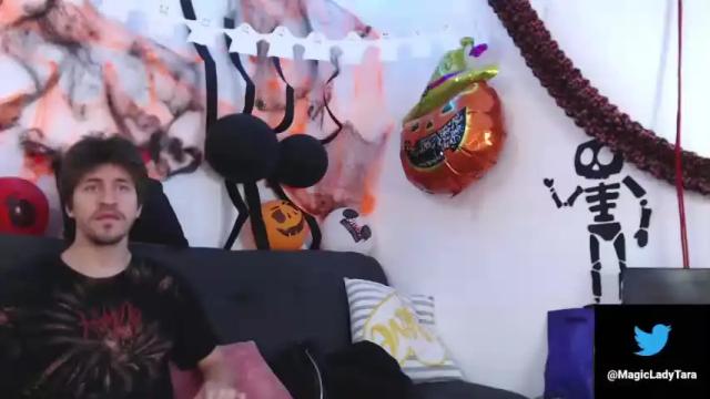 Image 2 of tara_and_jak Stream on Chaturbate on 21 months ago
