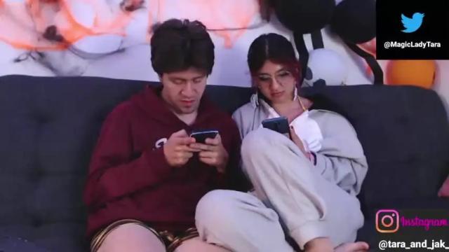 Image 11 of tara_and_jak Stream on Chaturbate on 21 months ago
