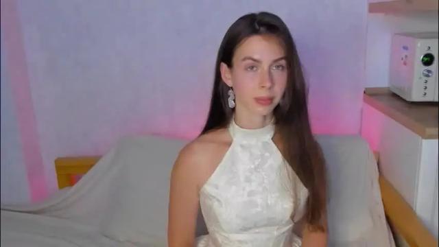 Image 2 of taraeastern Stream on Chaturbate on 2 months ago