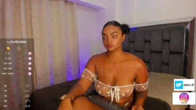 Image 10 of tarathomson Stream on Chaturbate on 15 months ago