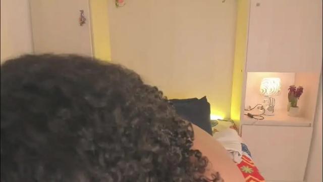 Image 7 of tarawiilson_ Stream on Chaturbate on 1 month ago