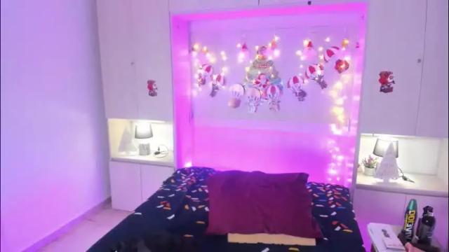 Image 2 of tarawiilson_ Stream on Chaturbate on 1 month ago