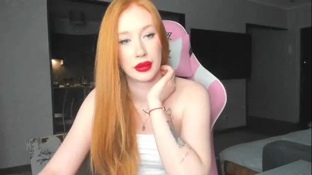 Image 2 of tarotkittty Stream on Chaturbate on 3 months ago