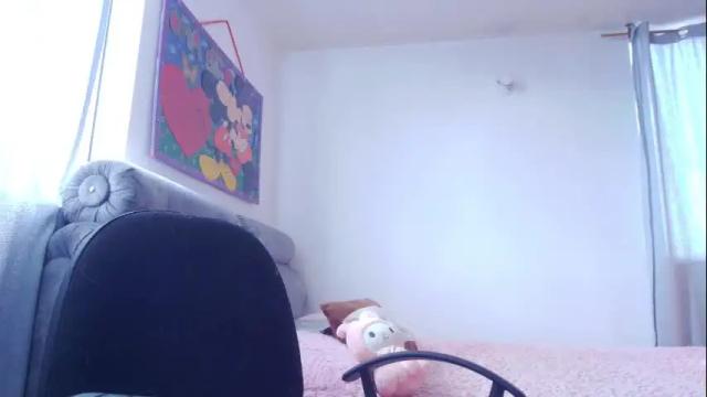 Image 4 of tarra_rios Stream on Chaturbate on 2 months ago