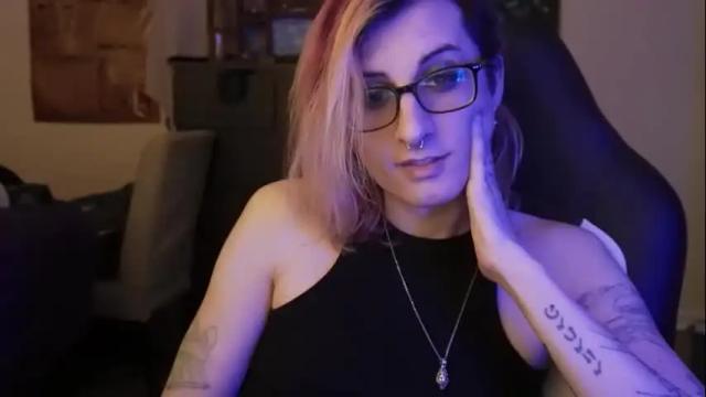 Image 8 of tarrow_halloway Stream on Chaturbate on 28 days ago