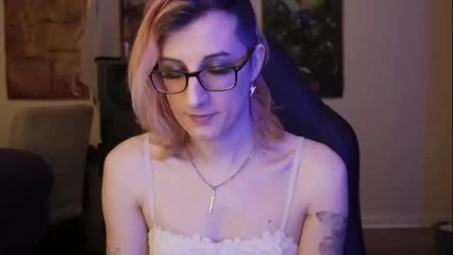 Image 11 of tarrow_halloway Stream on Chaturbate on 28 days ago