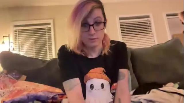 Image 10 of tarrow_halloway Stream on Chaturbate on 26 days ago