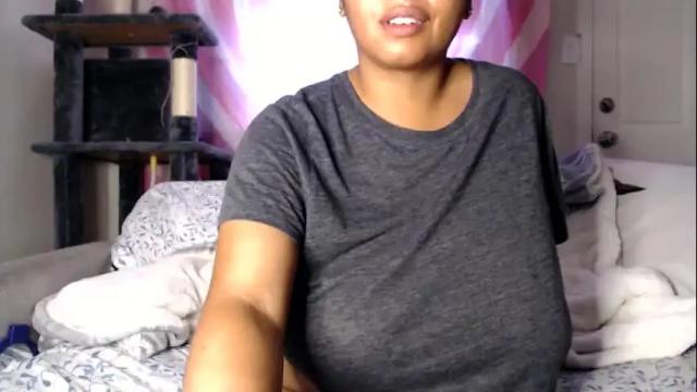 Image 11 of tasteekitty Stream on Chaturbate on 29 days ago