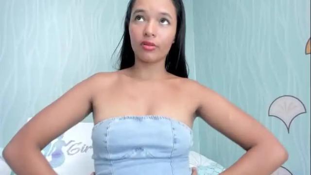 Image 3 of tasty_desires Stream on Chaturbate on 14 days ago