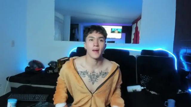 Image 12 of tastycandyxxx Stream on Chaturbate on 15 months ago
