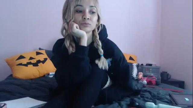 Image 3 of tastymacy Stream on Chaturbate on 19 months ago