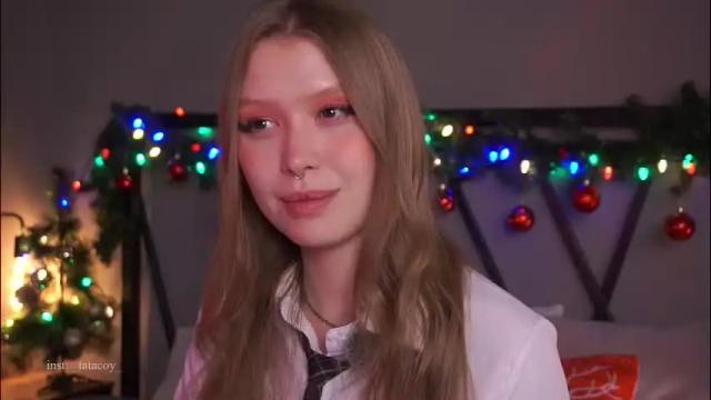 Image 4 of tatacoy Stream on Chaturbate on 28 days ago