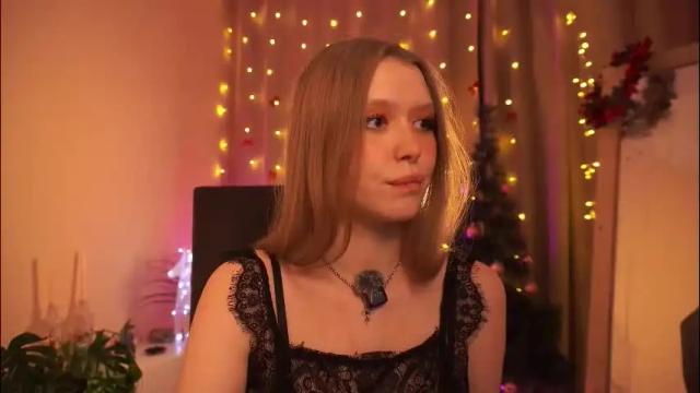 Image 2 of tatacoy Stream on Chaturbate on 20 days ago