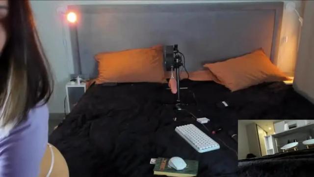 Image 6 of tati_bloom Stream on Chaturbate on 14 months ago