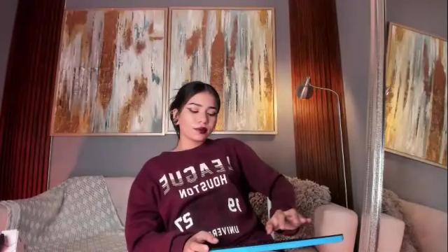 Image 6 of tati_marino Stream on Chaturbate on 23 days ago