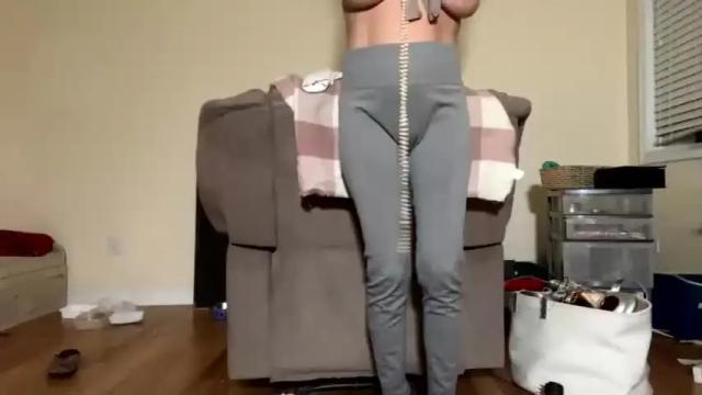 Image 8 of tatiana_4u Stream on Chaturbate on 19 months ago