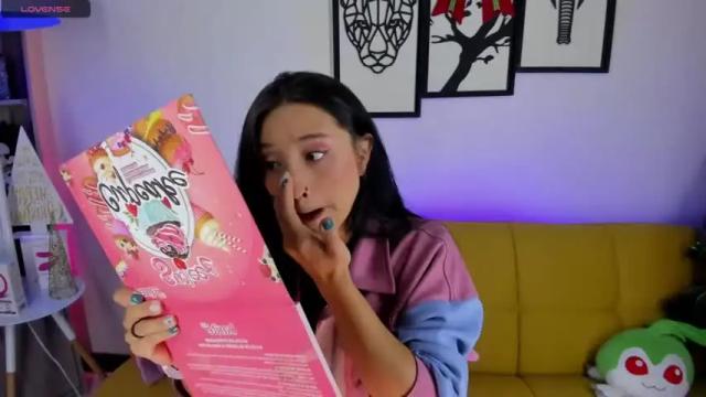 Image 4 of tatiana_alvares Stream on Chaturbate on 16 months ago