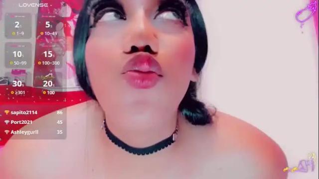 Image 8 of tatiana_kiiss Stream on Chaturbate on 28 days ago