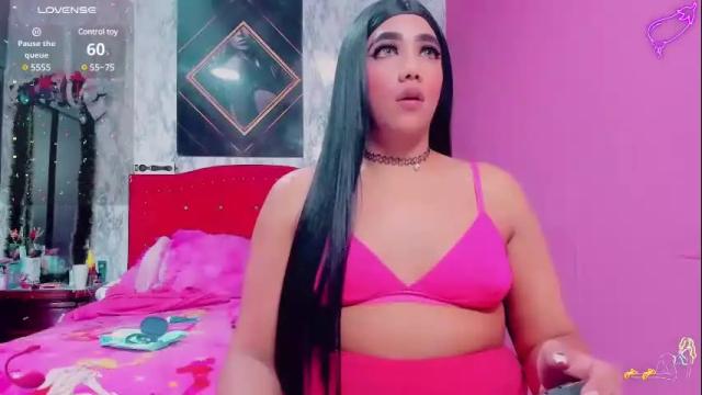 Image 3 of tatiana_kiiss Stream on Chaturbate on 9 days ago
