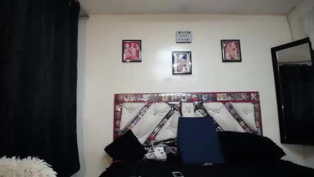Image 7 of tatiana_ninfomaniaca Stream on Chaturbate on 12 months ago