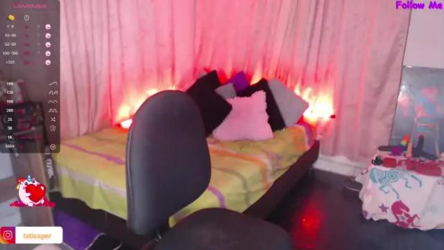 Image 8 of tatiana_oficial Stream on Chaturbate on 12 months ago