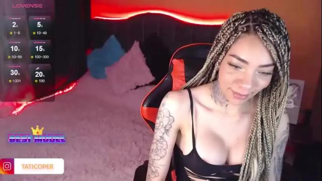 Image 10 of tatiana_oficial Stream on Chaturbate on 1 month ago