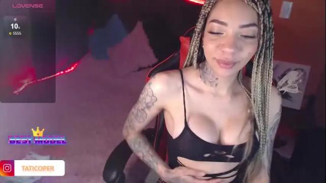 Image 3 of tatiana_oficial Stream on Chaturbate on 1 month ago