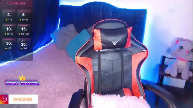 Image 2 of tatiana_oficial Stream on Chaturbate on 9 hours ago