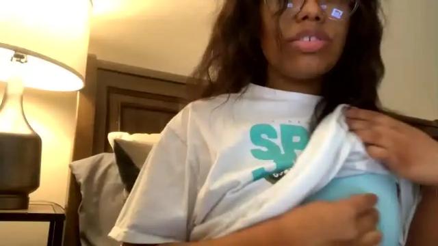 Image 6 of tatiannatease Stream on Chaturbate on 15 months ago