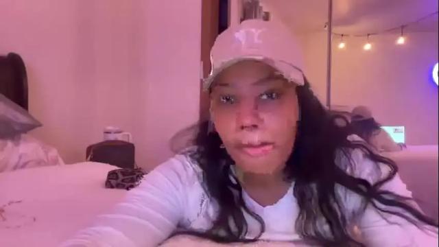 Image 4 of tatiannatease Stream on Chaturbate on 3 months ago