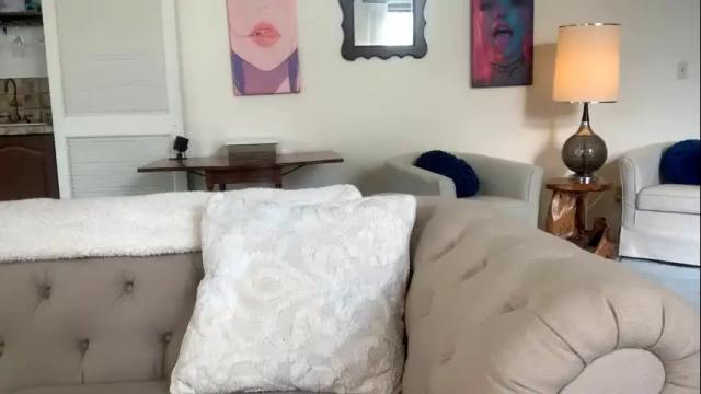 Image 11 of tatiannatease Stream on Chaturbate on 2 months ago