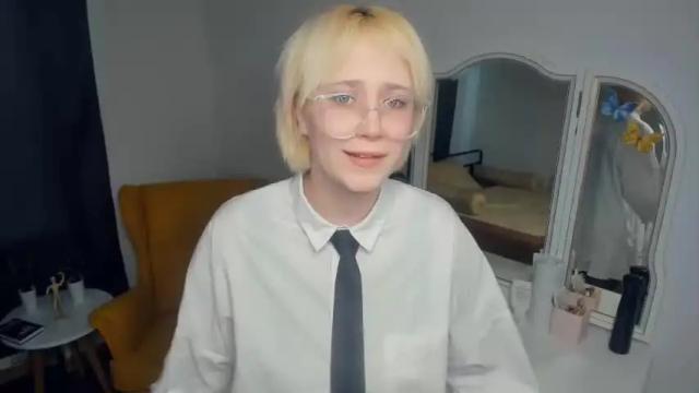 Image 2 of tatibronks Stream on Chaturbate on 15 months ago