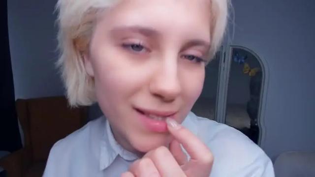 Image 3 of tatibronks Stream on Chaturbate on 15 months ago