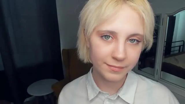 Image 3 of tatibronks Stream on Chaturbate on 15 months ago