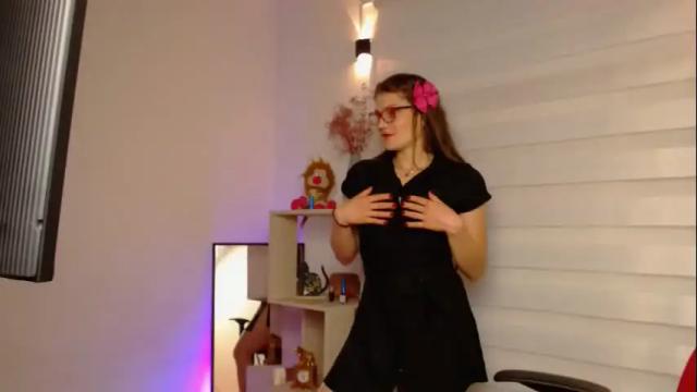 Image 3 of tatjandrwshow Stream on Chaturbate on 1 month ago