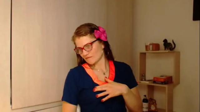 Image 4 of tatjandrwshow Stream on Chaturbate on 1 month ago