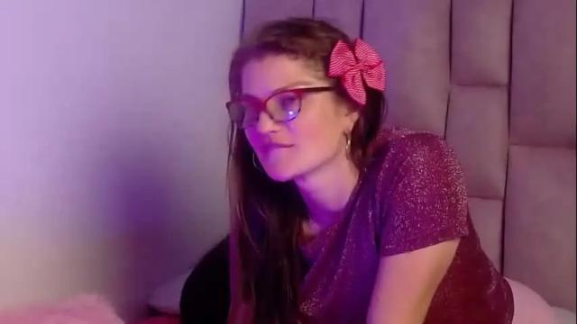 Image 4 of tatjandrwshow Stream on Chaturbate on 28 days ago